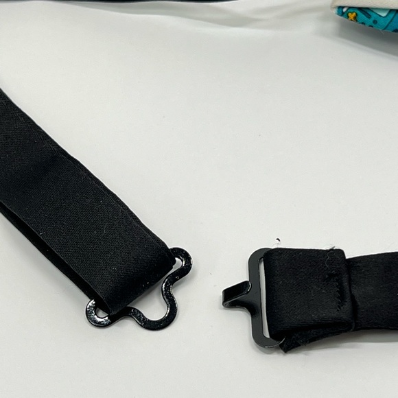 Adventure Time Bmo Bow Tie Cartoon Network T Shirt Merch Clothing Video Game Y2K - Picture 10 of 17